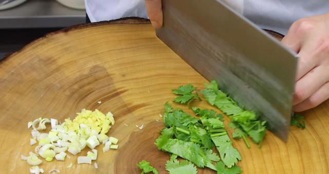 大量上市！钾是香蕉18倍，建议中老年多吃这3样，手脚利索精神足