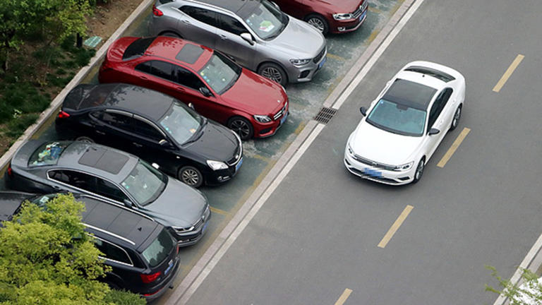 �������񣺶�����й���ͣ��λȫ�����