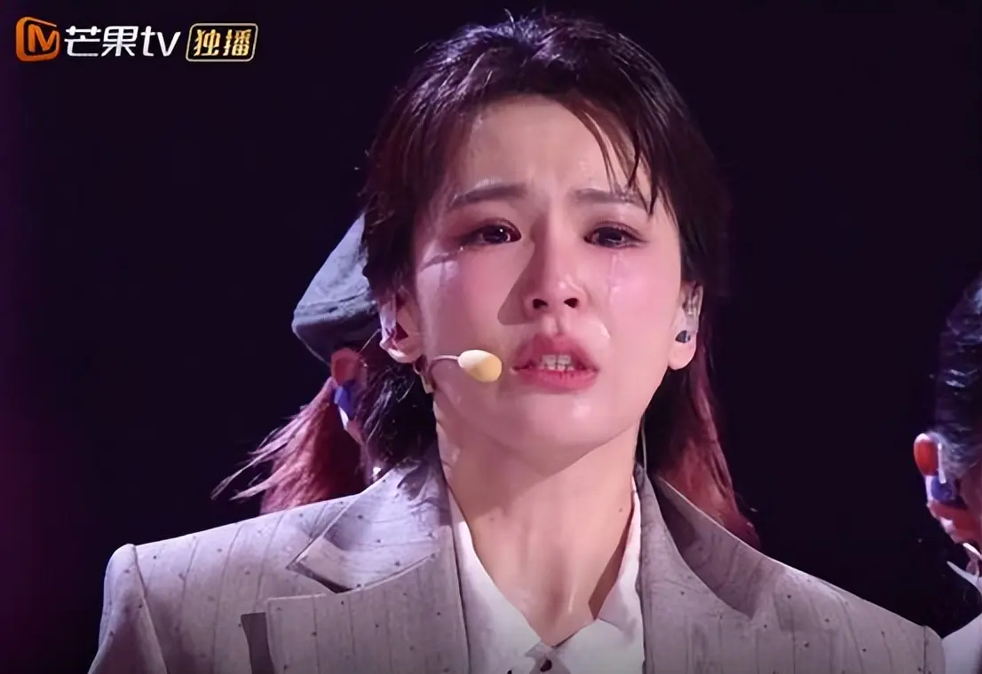 还没翻红就翻车了，这2位“浪姐”证明，有的女星不火是有原因的