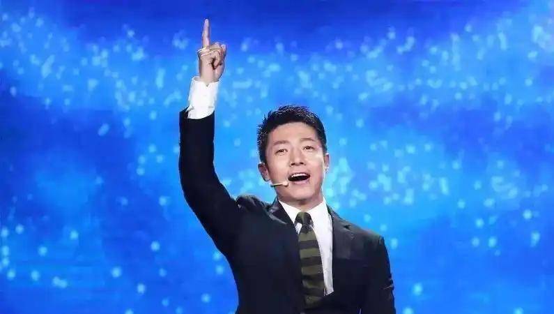 50���������ߵ�����ϲѶ�����Ҽ��Ѿ��󽱵��֣���׹�Ȼûѡ��