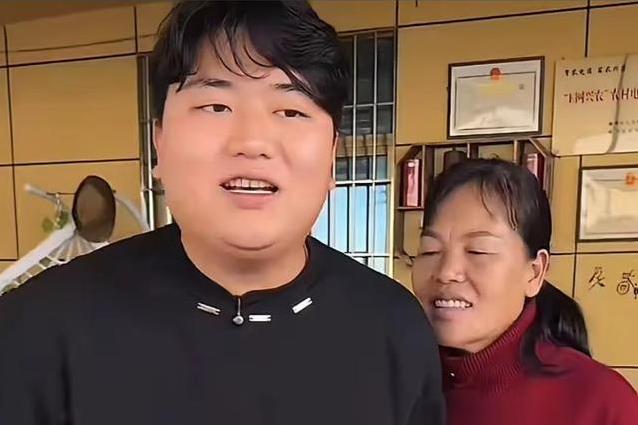 全红婵遭网络围攻后报警 哥哥直播间一句反问让骂人者哑口无言