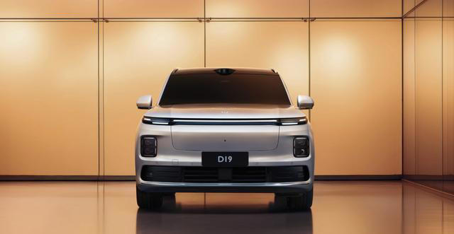 豪华旗舰SUV“价格屠夫”来袭！零跑D19，能否放下“屠刀”？