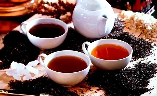 浓茶再次被关注! 医生：胃溃疡患者喝浓茶，不用多久有3种隐患