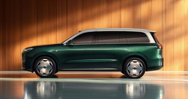 豪华旗舰SUV“价格屠夫”来袭！零跑D19，能否放下“屠刀”？