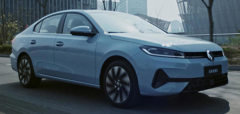 15万的德系轿跑，被大众卖到7.98万！