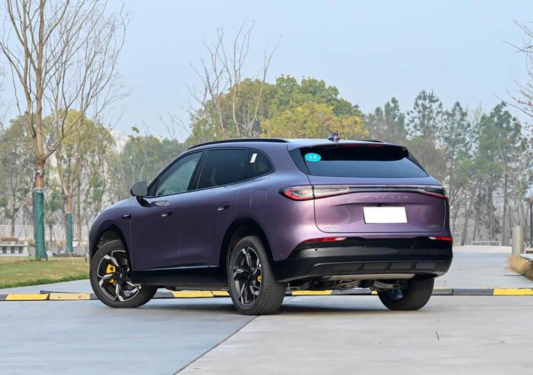 奇瑞插混中型SUV即将上市！预售不足14万起，配激光雷达+电磁悬架