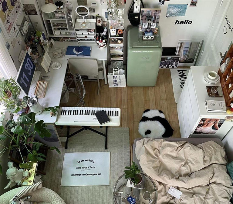 三亚姑娘太会布置卧室：11㎡小屋满满当当，却乱中有序，真的佩服