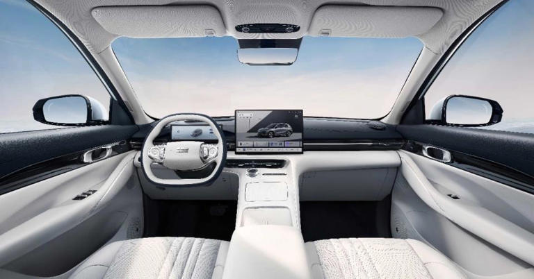 又一价格屠夫！从10.98万降到9万多，终身质保，剑指比亚迪元PLUS