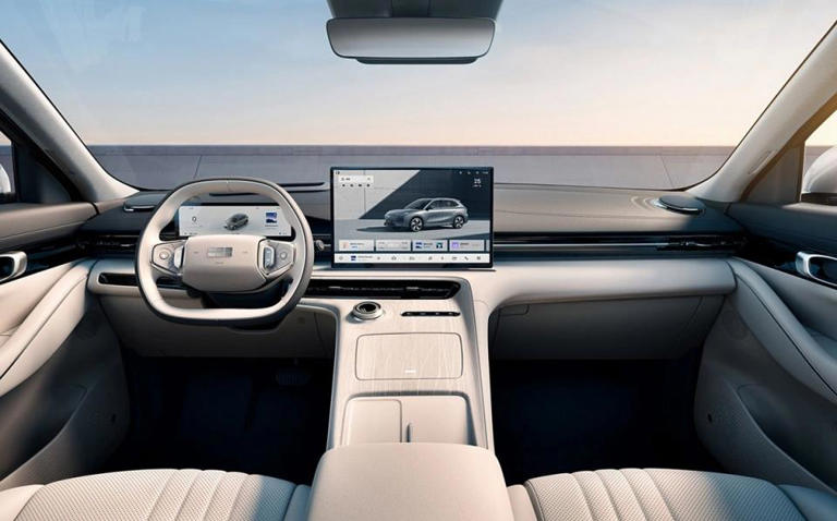 又一价格屠夫！从10.98万降到9万多，终身质保，剑指比亚迪元PLUS