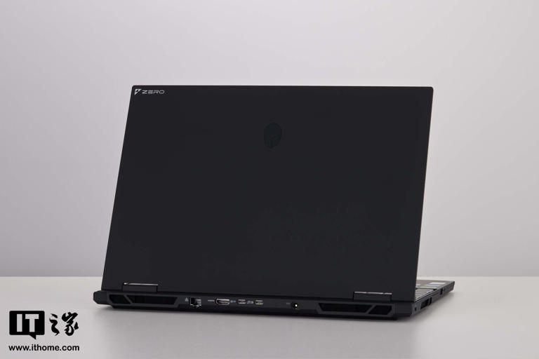 雷神ZERO Air 15游戏本体验：设计夯，性能狂，1.54kg和160W兼得