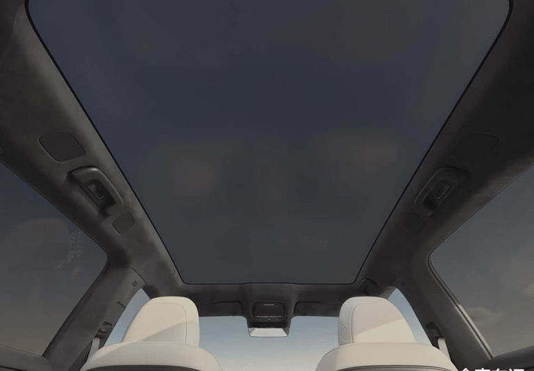 这才是最强大众！与众08配保时捷同款空悬，底盘稳得不像话