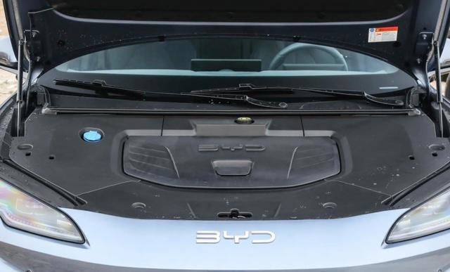 起售价仅12.89万元，标配云辇-C，26款海豹06GT上市