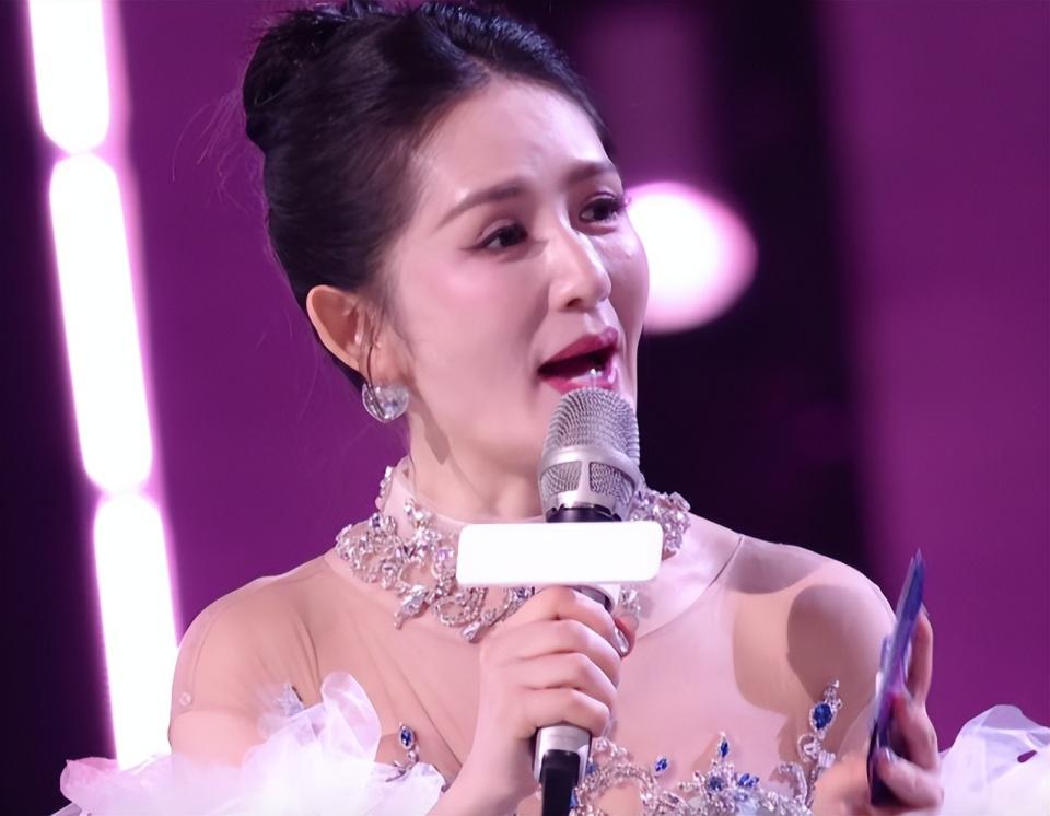 就一首代表作也能开演唱会，票价卖到1180，到底谁给的自信？