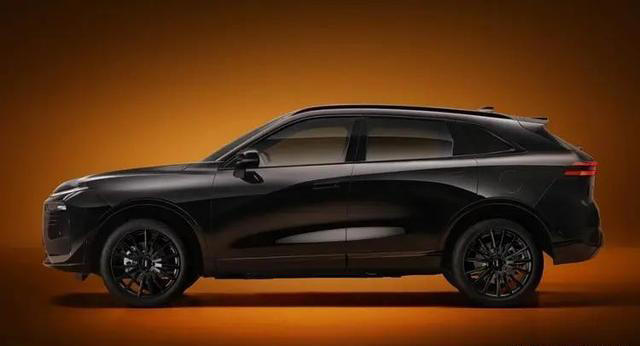 黑武士来了，18.58万出同一台车，魏牌到底在赌什么？