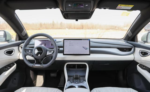 起售价仅12.89万元，标配云辇-C，26款海豹06GT上市