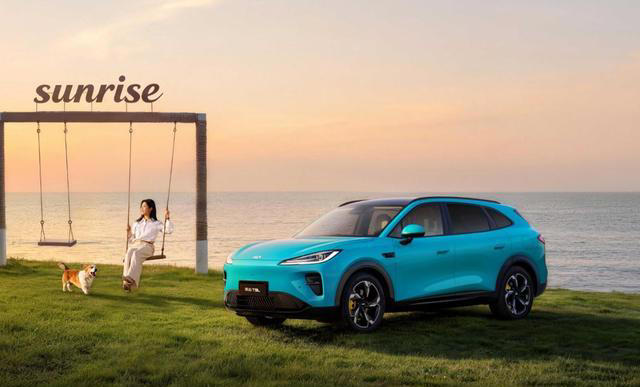 不靠溢价靠技术，奇瑞风云T9L给出中型混动SUV新答案