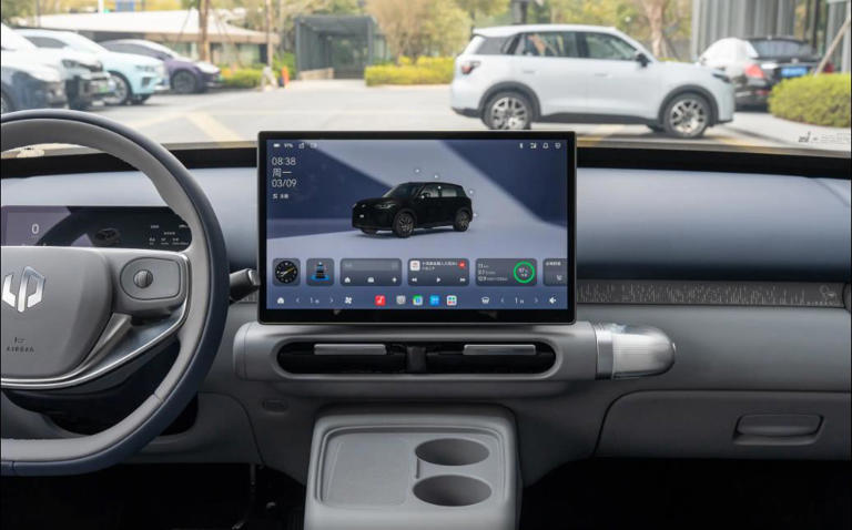 代步车也能不将就，8万级能给你激光雷达，零跑A10全方位解析！