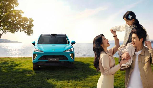 不靠溢价靠技术，奇瑞风云T9L给出中型混动SUV新答案