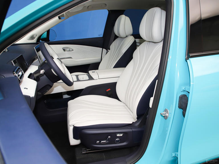 售12.99万起 奇瑞风云T9L上市 中型SUV/1.5T插混 综合续航2000km