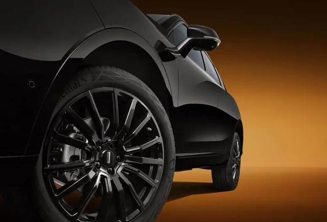 黑武士来了，18.58万出同一台车，魏牌到底在赌什么？