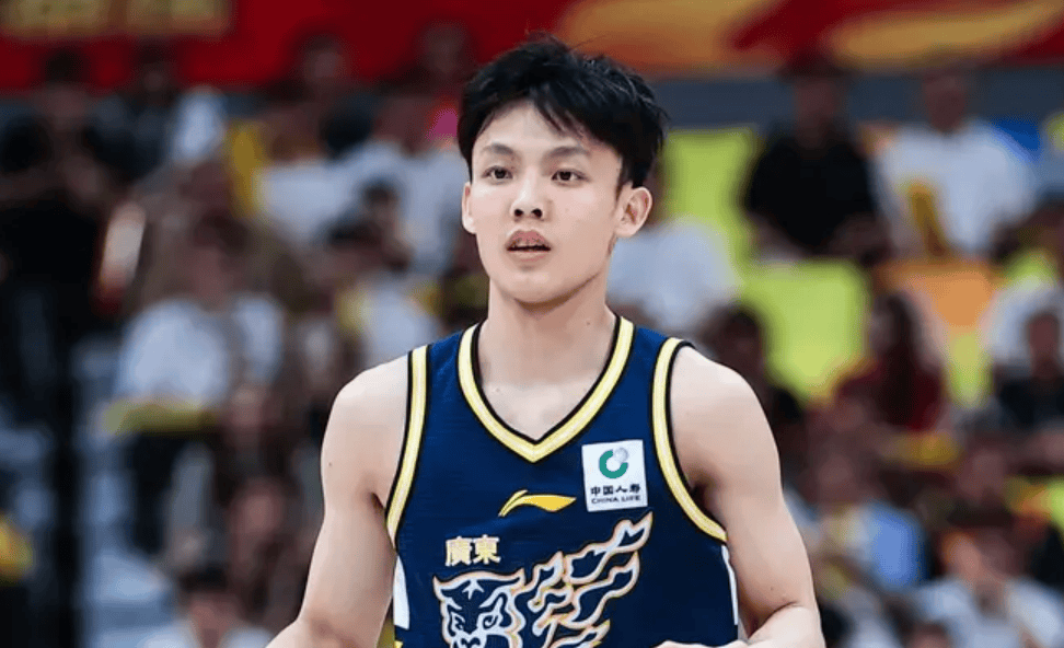 全场贡献27分! 博主：27分也是徐杰的赛季最高分