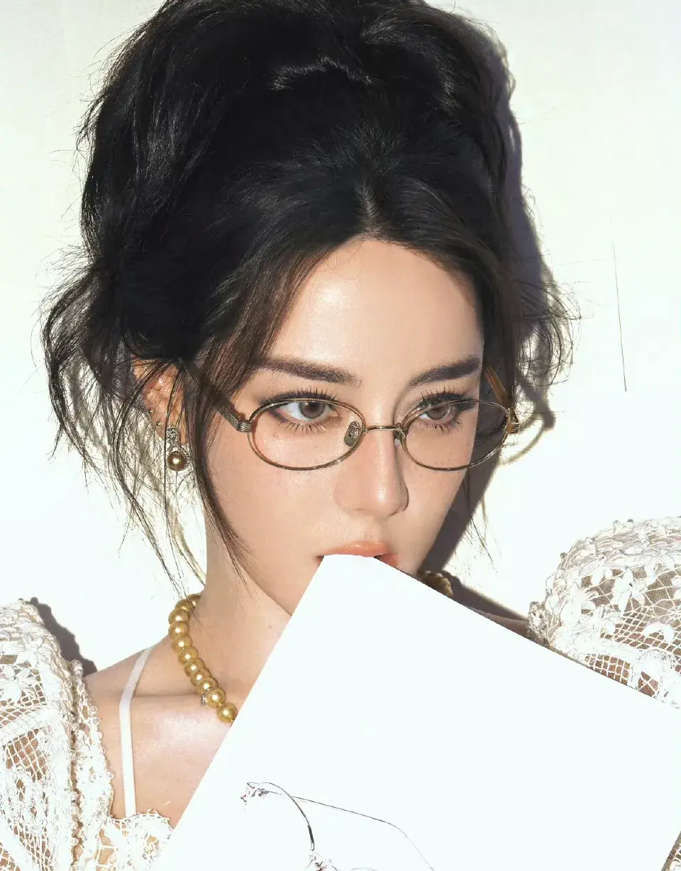 高开低走凉透了，《白日提灯》为何口碑崩塌？这三点是致命原因