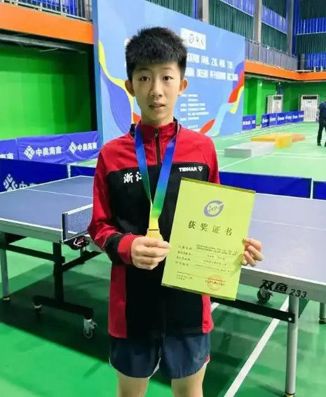短短4天连取两冠! 国乒15岁天才跨级也显统治力 世排57复刻林诗栋?