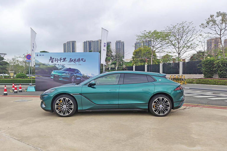 颠覆性能与豪华的边界 腾势Z9 GT如何用科技重塑豪华GT？