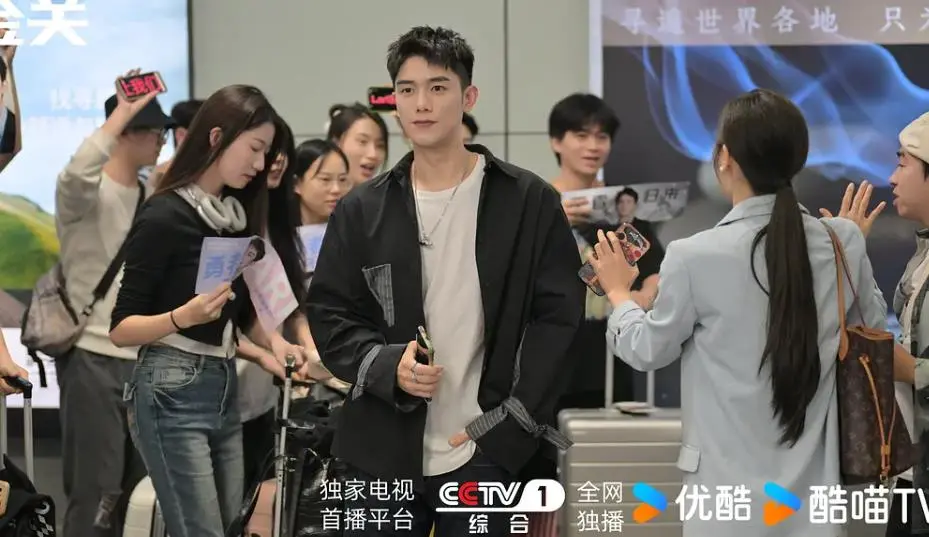 央视又一悬疑剧开播成黑马，全员都是实力派演员，熬夜追不过瘾