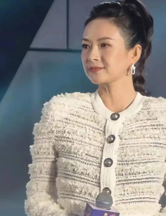 离婚不到三年，汪峰还是那个汪峰，可章子怡“面相”真的变了