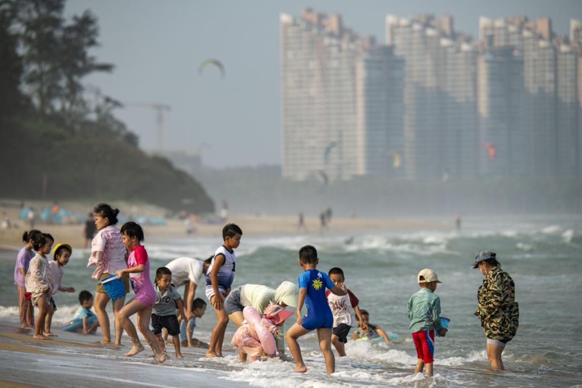 海南多地4月就热到破纪录! 专家解读高温天气成因