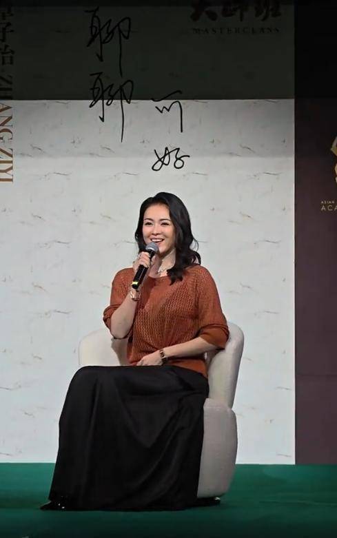 离婚不到三年，汪峰还是那个汪峰，可章子怡“面相”真的变了