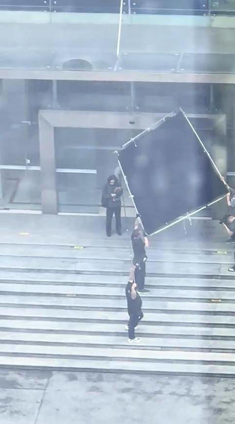 离婚不到三年，汪峰还是那个汪峰，可章子怡“面相”真的变了