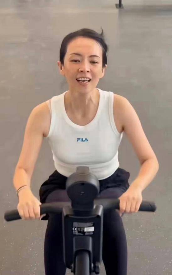 离婚不到三年，汪峰还是那个汪峰，可章子怡“面相”真的变了