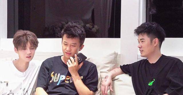 隐瞒了5年，原来这就是邓超三人离开跑男的原因，难怪五哈能大火