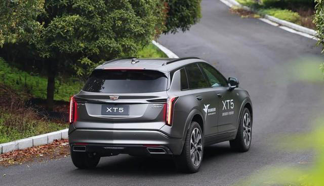 凯迪拉克XT5仅售22万多，蜂鸟底盘“三件套”，每秒500次扫描地面