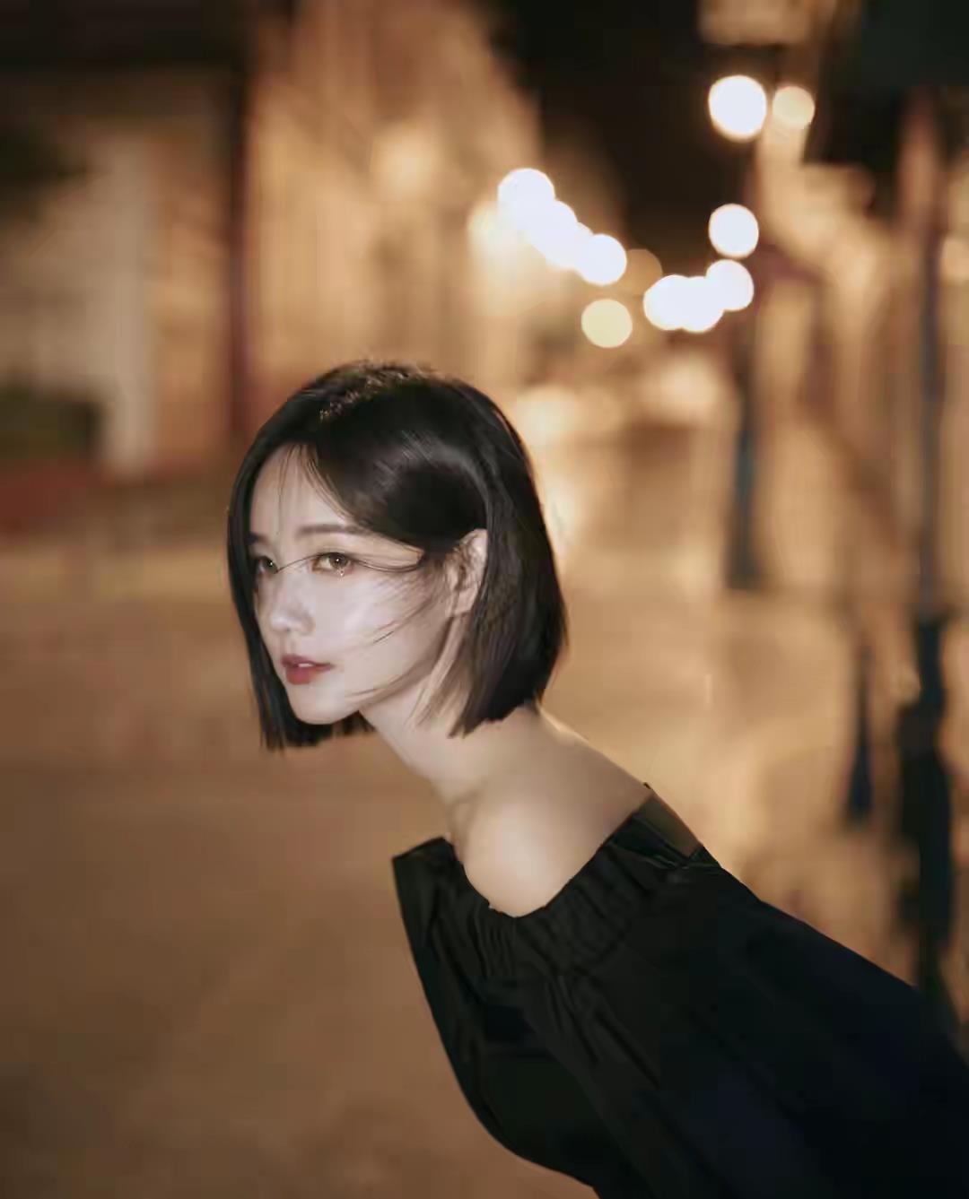 甜妹变御姐！李一桐短发造型刷屏，一刀剪出娱乐圈颜值新天花板