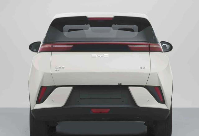 比亚迪2026款海鸥冲上505km续航，9分钟闪充下放，合资小车真的难