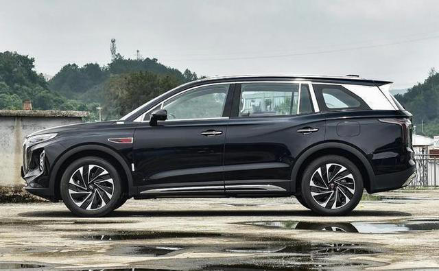 从31.58万降到16万多，轻松拿下豪华大七座插混，气场碾压理想L9