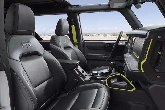 全地形露营SUV，续航达1220km，优惠6.5万，还赠送一键升顶套装