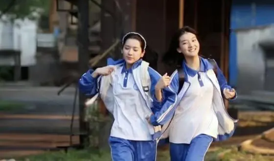 《隐身的名字》全员演技在线，唯一人拖后腿！网友：带资进组吗？