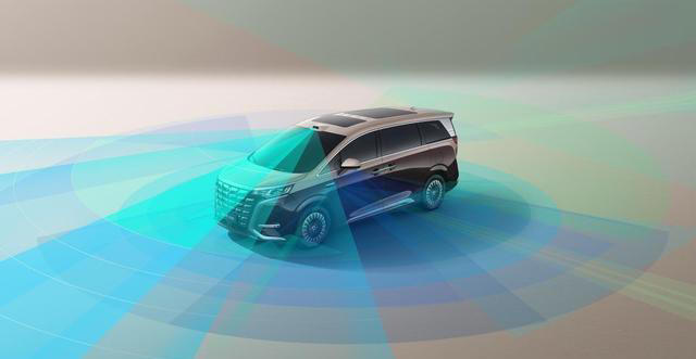 新款腾势D9除三电外，豪华、底盘也全面提升，能打败D9的只有新D9