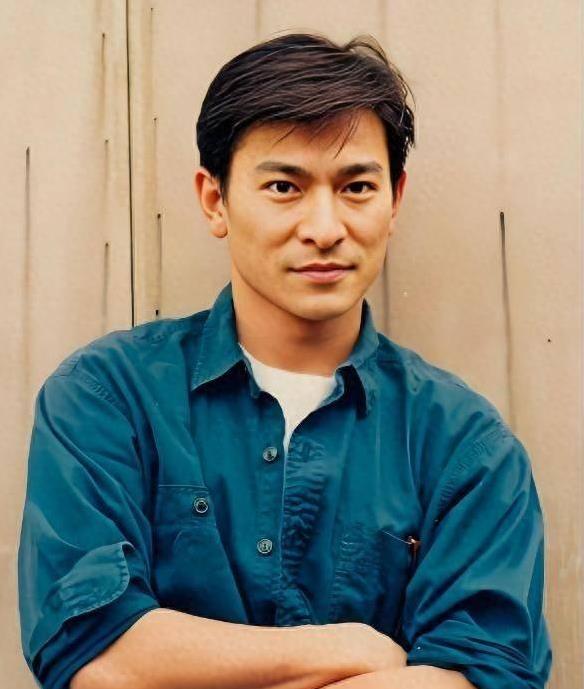 刘德华曾公开否认的断背传闻背后，那位唯一绝交的朋友如今怎样了