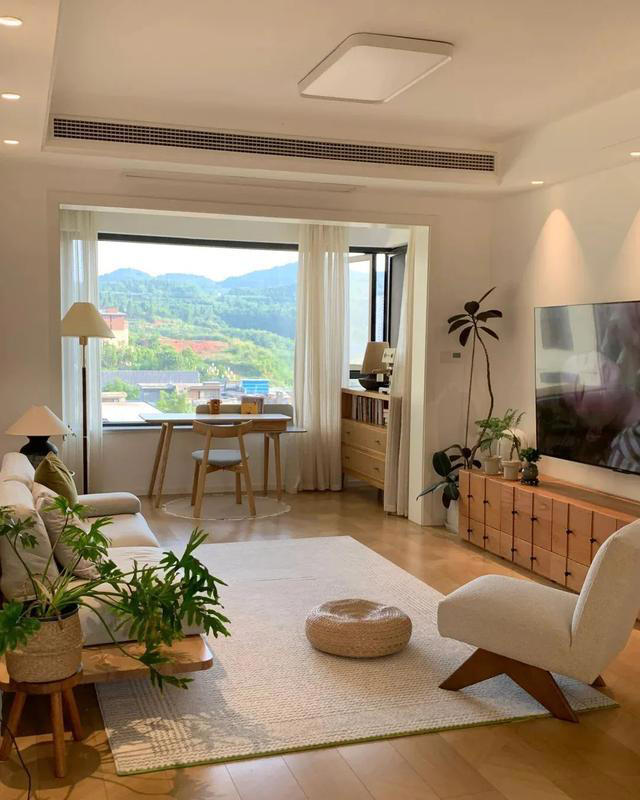 一对夫妻的新家曝光，全屋花了15万装成了最美简约风，晒晒