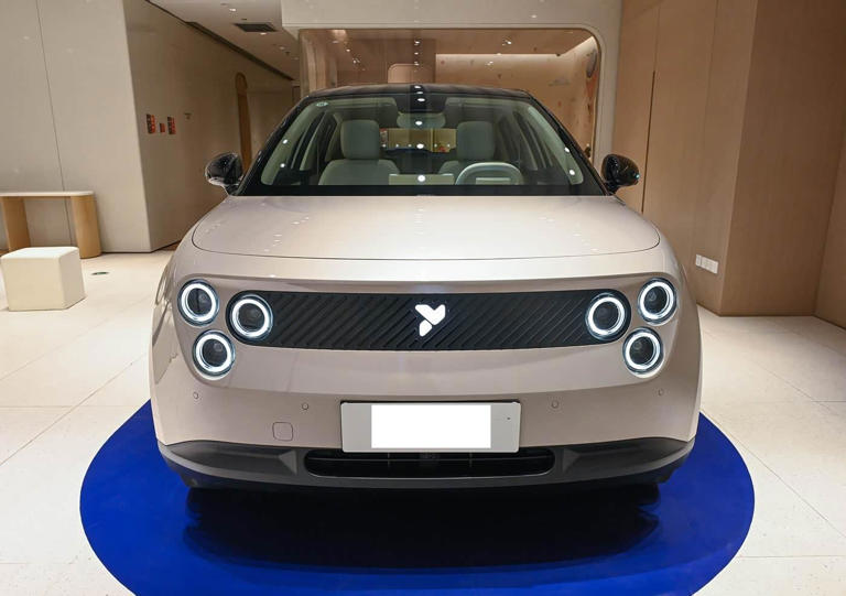 蔚来全新小型车上市！租电售价不足8万，外观年轻动感，续航420Km