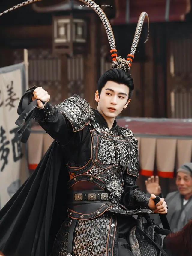 陶晶莹语出惊人，怀疑《逐玉》导演曾庆杰爱上了张凌赫