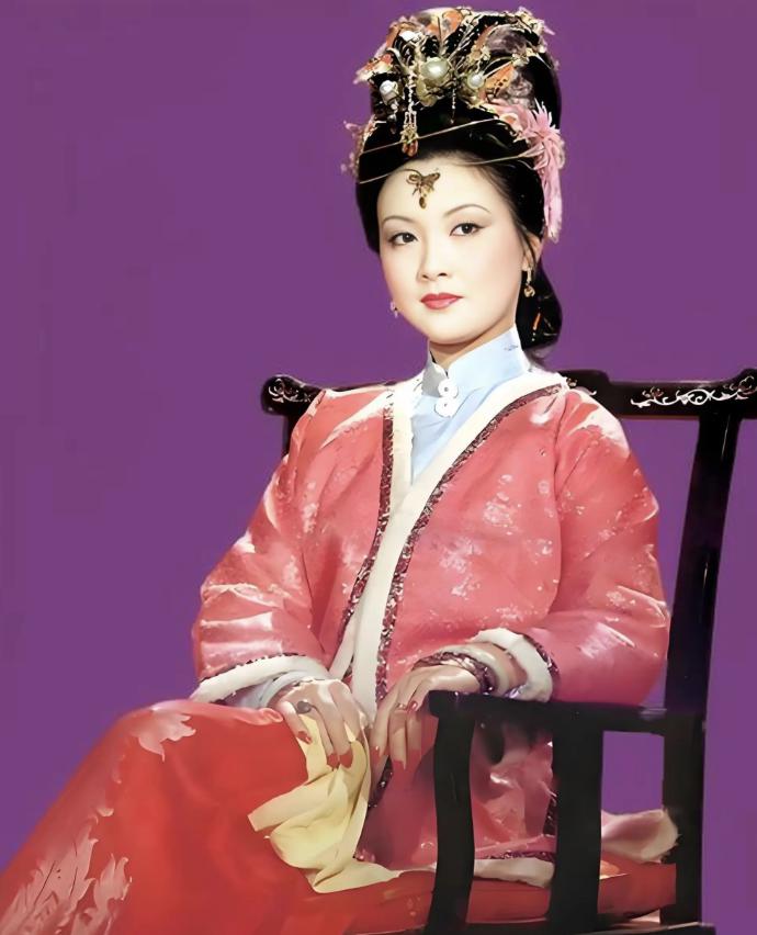 “捡漏”别人不演的角色，结果大爆成经典，这4位演员命里带红