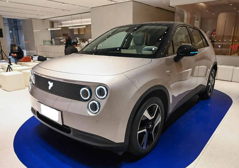 蔚来全新小型车上市！租电售价不足8万，外观年轻动感，续航420Km