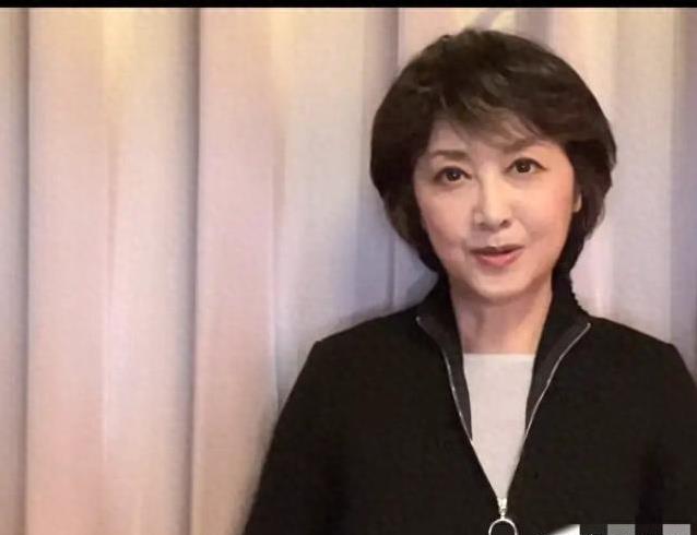 73岁朱琳近照曝光 女儿国国王错过唐僧 却被二婚丈夫宠爱二十多年