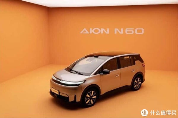 电机效率都干到99%了，让最高热效率只有45%的内燃机怎么追？